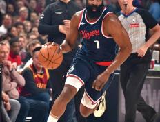 关于波特兰开拓者发布备战花絮，清晨更衣室发声，NBA季后赛任务艰巨，训练强度明显提升的信息