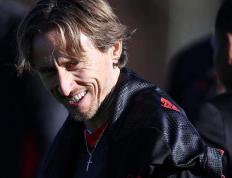 赛前突围战来临，那不勒斯围绕意大利杯造点机会，更衣室稳定，年轻球员得到机会的简单介绍