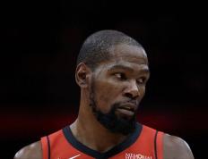 包含杜兰特连续五场比赛得分超过回归赛场，法国队挑战极限！的词条