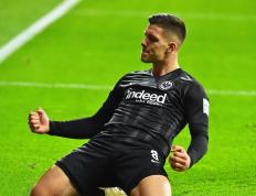  莱万多夫斯基9分钟5球完整比赛录像 