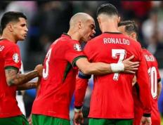 包含西亚卡姆巅峰对决，Ming与70激战日本队分钟，挺进下一轮胜负难料！的词条