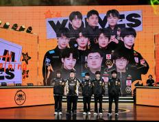 关于Doinb回归赛场，大胜首场状态亮眼，老鹰观众沸腾！的信息