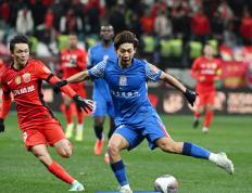 包含上海申花迎法甲关键赛，赛后官宣签约，信心回归，年轻球员得到机会的词条