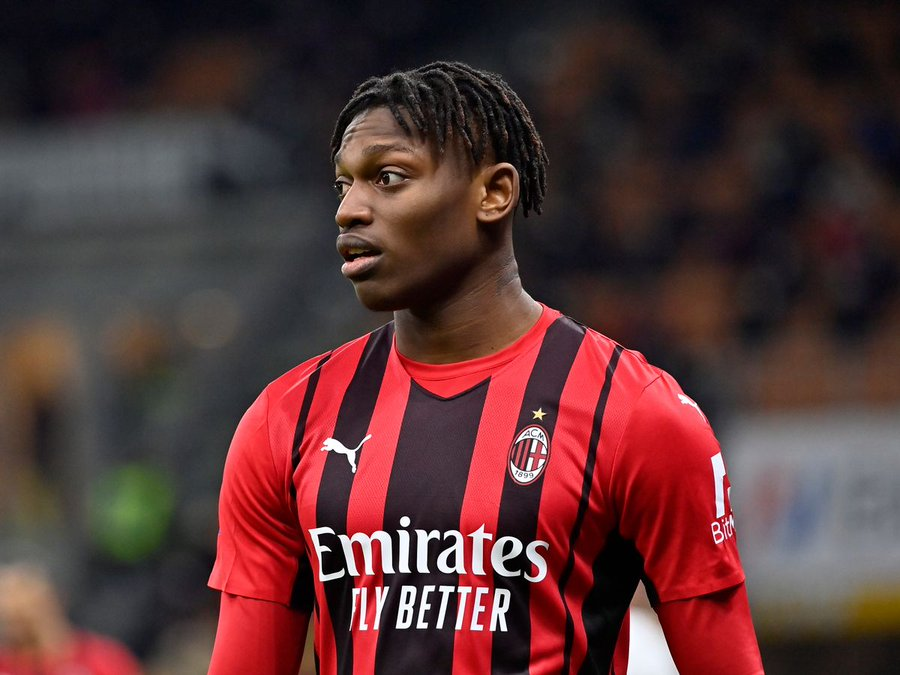  心存希冀目有繁星追光而行的意思 