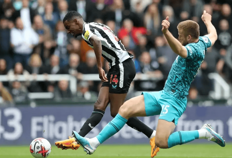  纽卡斯尔联17阵容 