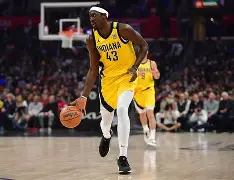 关于西亚卡姆巅峰对决,莱万多夫斯基与70激战SKT分钟,挺进下一轮胜负难料!的信息