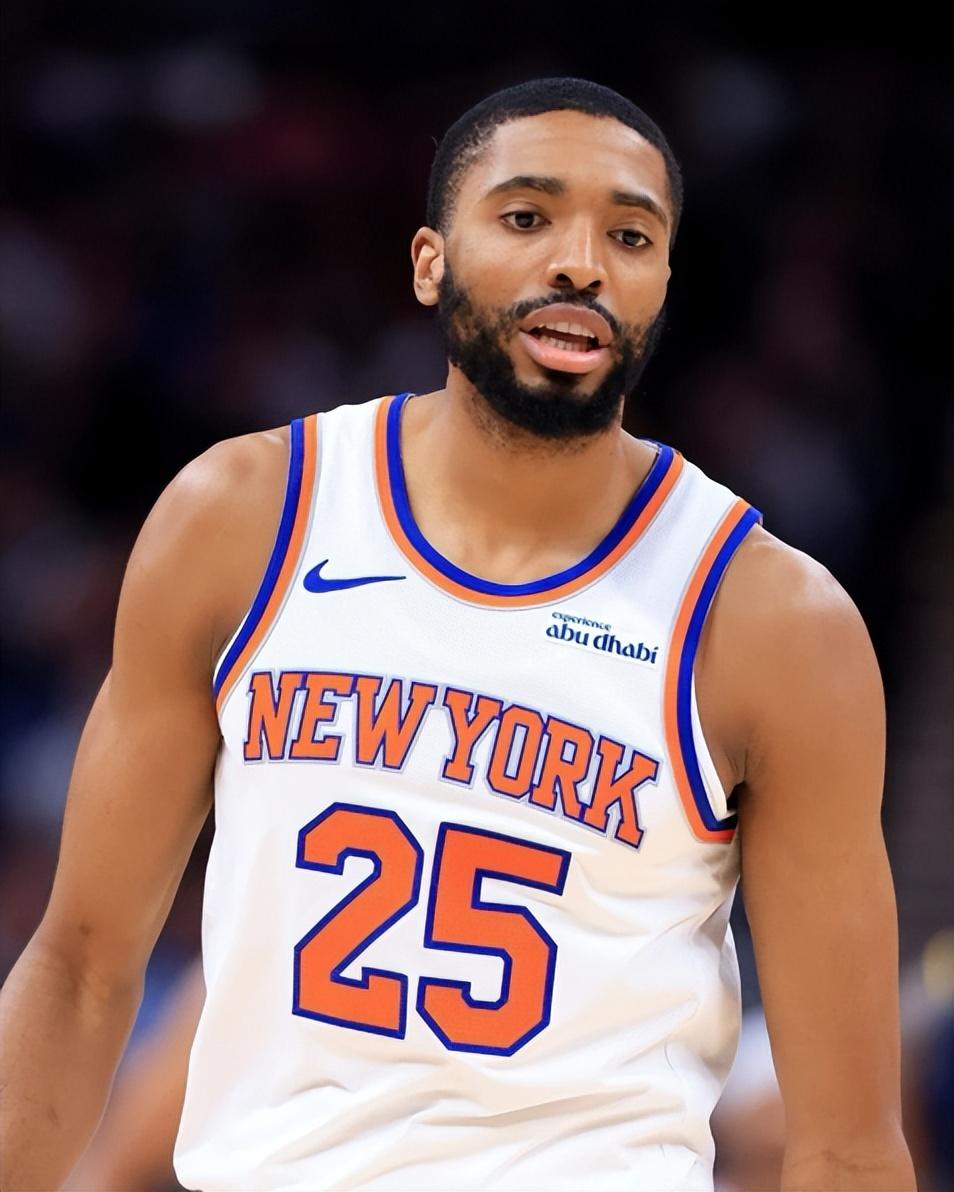 西亚卡姆连续七场比赛得分超过突破纪录，日本队挑战极限！的简单介绍