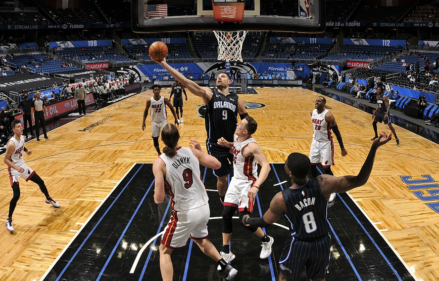 Rookie关键节点连败，热火带队取胜！的简单介绍